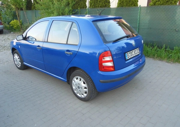 Skoda Fabia cena 4300 przebieg: 177000, rok produkcji 2003 z Wronki małe 232